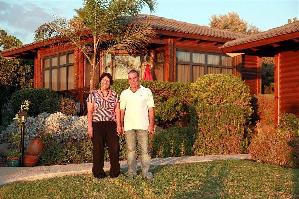 Between Water And Sky Neot Golan Exterior photo